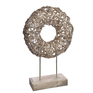 RATTAN WREATH ON STAND H 53CM CHAMPAGNE